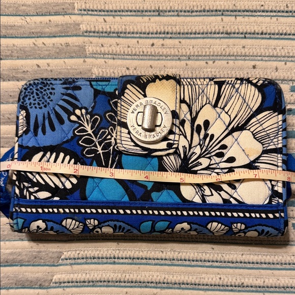 Vera Bradley Blue and White Floral Wallet - Picture 2 of 14